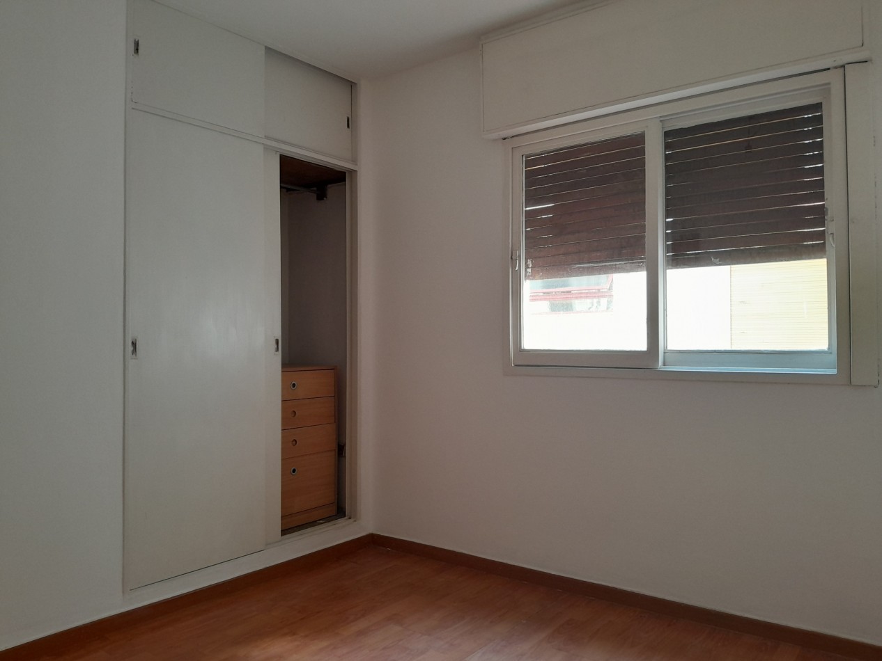 VENDO DEPARTAMENTO 2 DORM. + COCHERA RECICLADO. B° SAN MARTIN