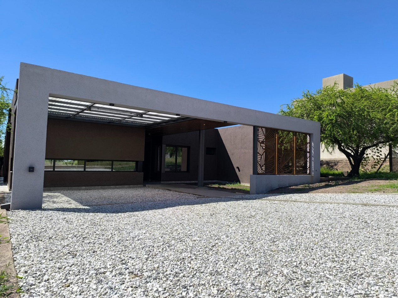 VENDO CASA 3 DORMITORIOS A ESTRENAR - BELA VISTA