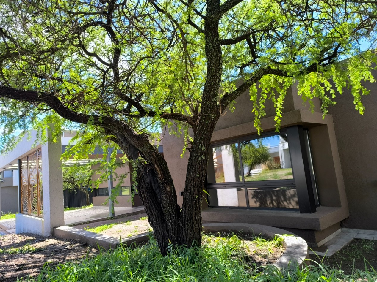 VENDO CASA 3 DORMITORIOS A ESTRENAR - BELA VISTA