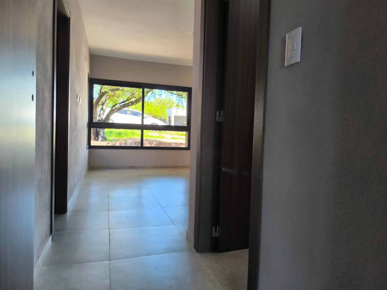 VENDO CASA 3 DORMITORIOS A ESTRENAR - BELA VISTA
