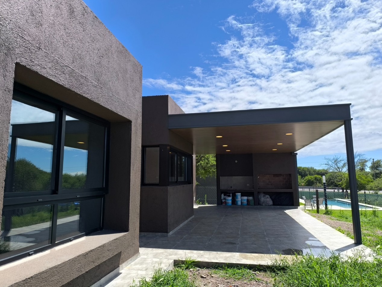 VENDO CASA 3 DORMITORIOS A ESTRENAR - BELA VISTA