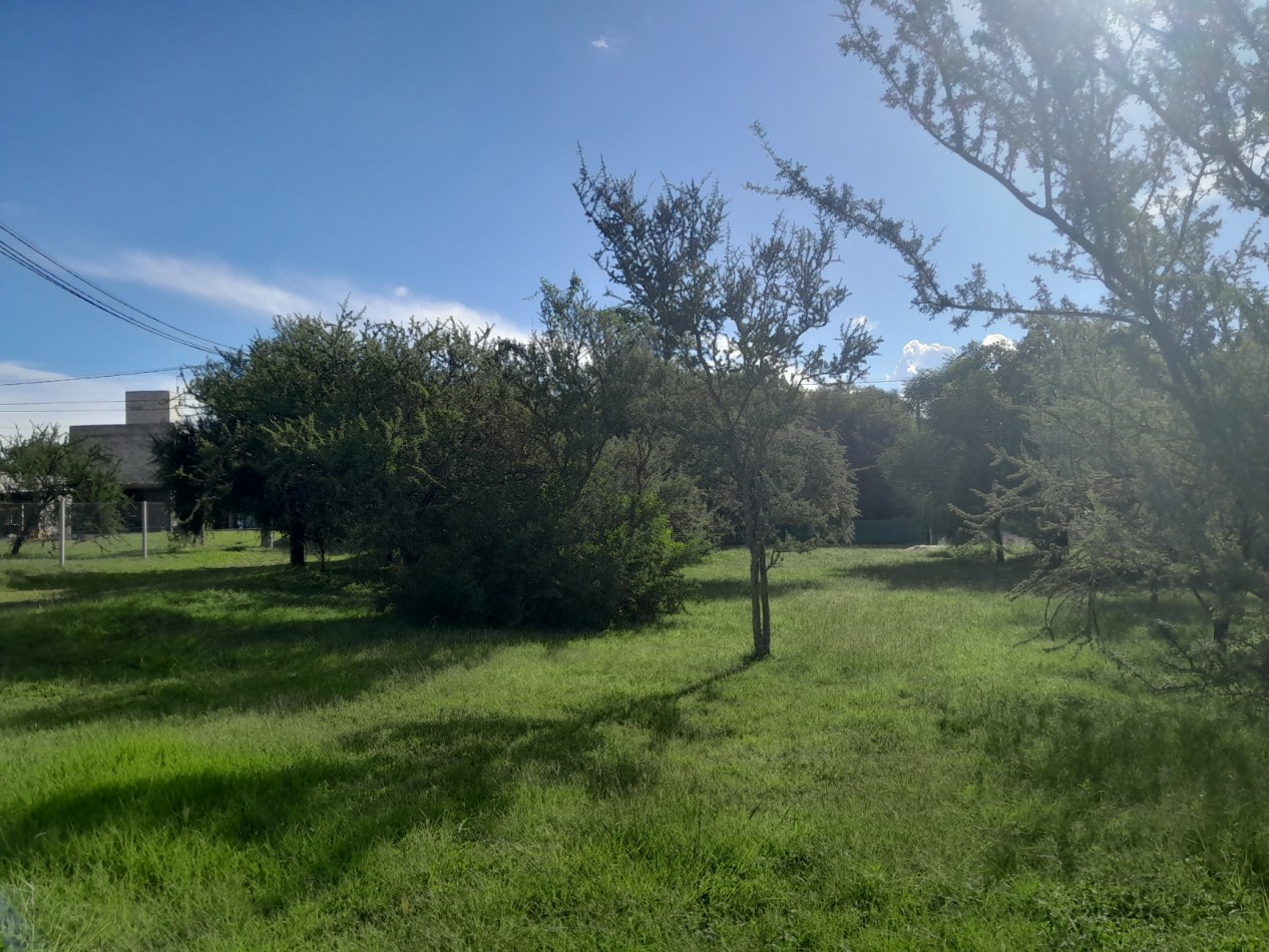 VENDO LOTE 543 m² - VILLA CATALINA. Etapa Los Altos | Con Escritura