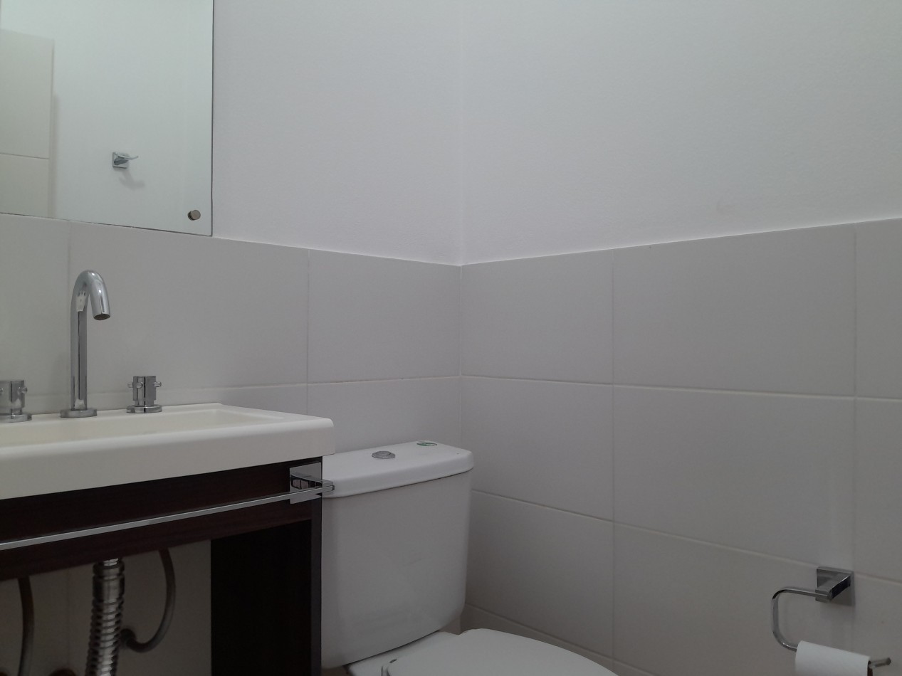 CASA DE 2 DORMITORIOS - VILLA CATALINA | 1a ETAPA | CON ESCRITURA