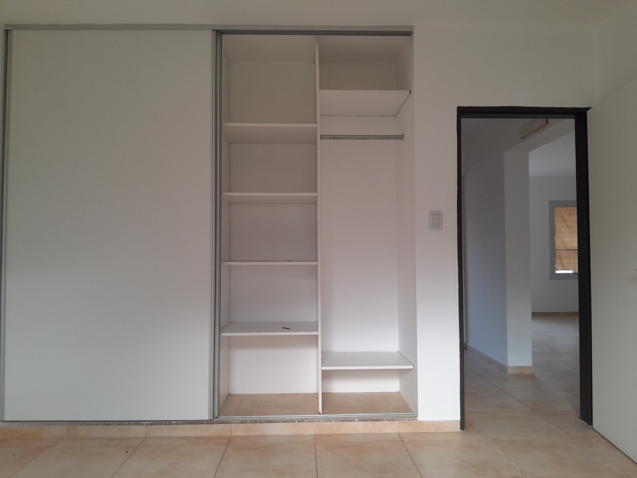 CASA DE 2 DORMITORIOS - VILLA CATALINA | 1a ETAPA | CON ESCRITURA