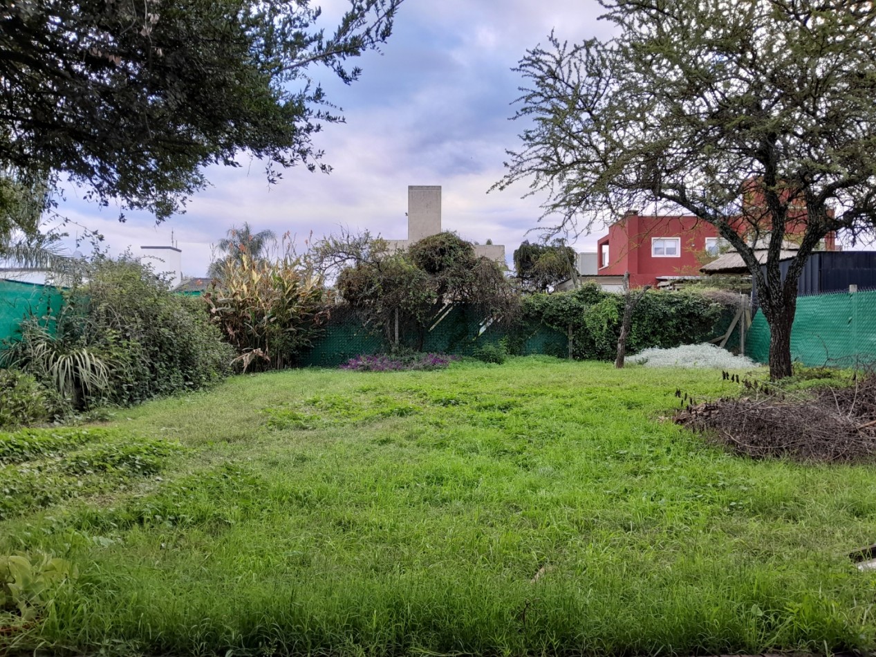 CASA DE 2 DORMITORIOS - VILLA CATALINA | 1a ETAPA | CON ESCRITURA