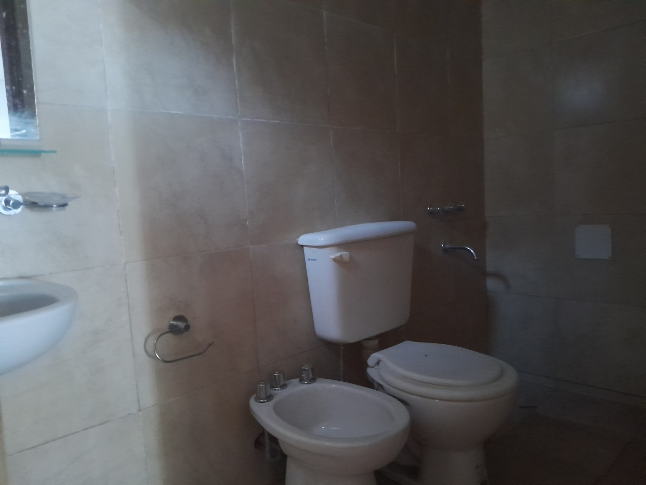 VENDO CASA 3 DORM. B° PUEYRREDON - ESCRITURA.