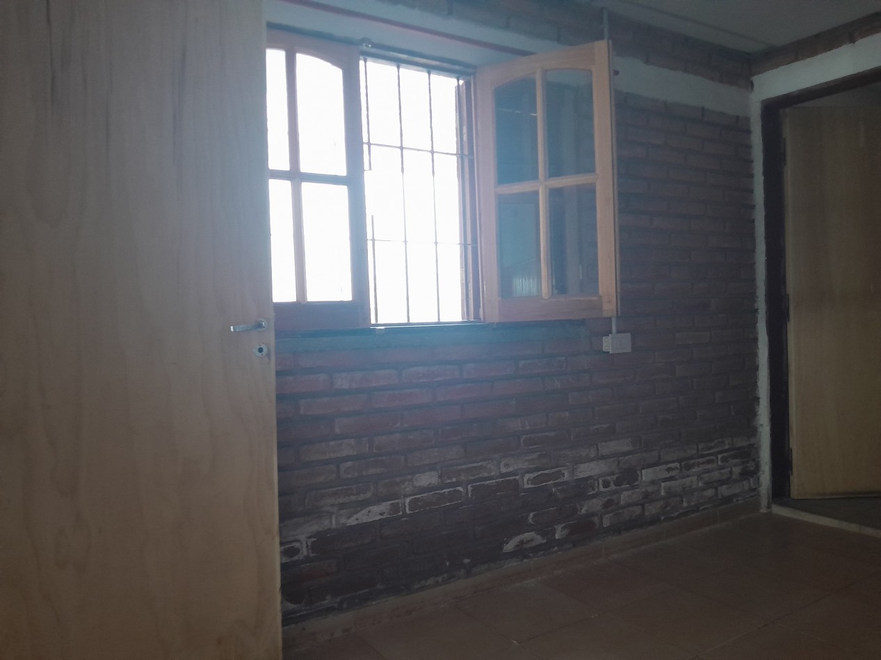 VENDO CASA 3 DORM. B° PUEYRREDON - ESCRITURA.
