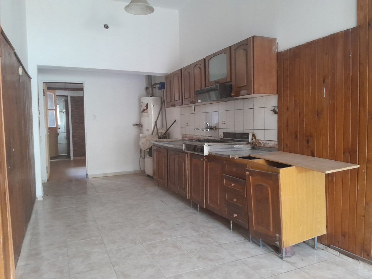 VENDO CASA 3 DORM. B° PUEYRREDON - ESCRITURA.