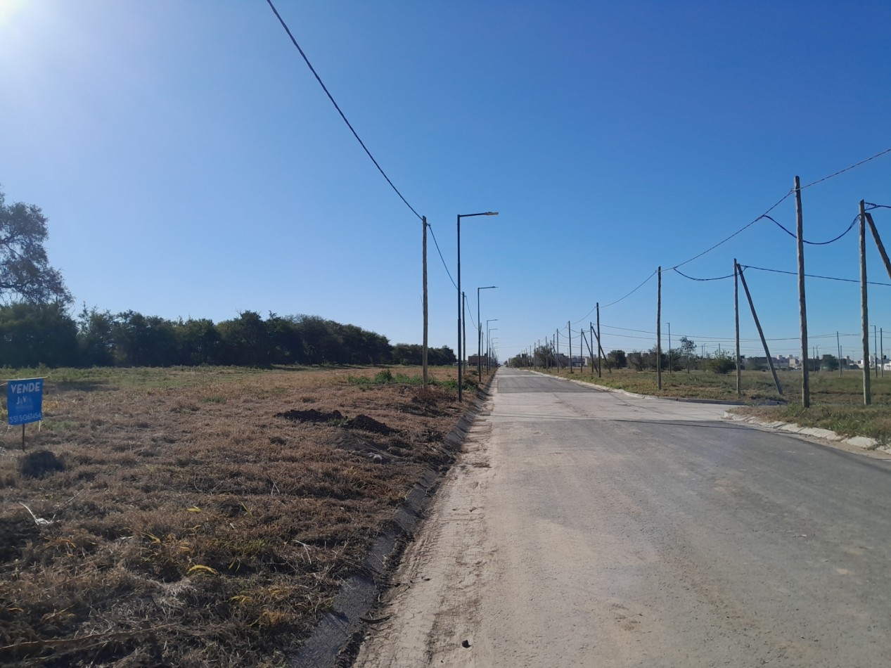 VENDO LOTE 250 M2 C/POSESION Y OBRAS PAGAS B° DOCTA PARQUE MALAGUEÑO