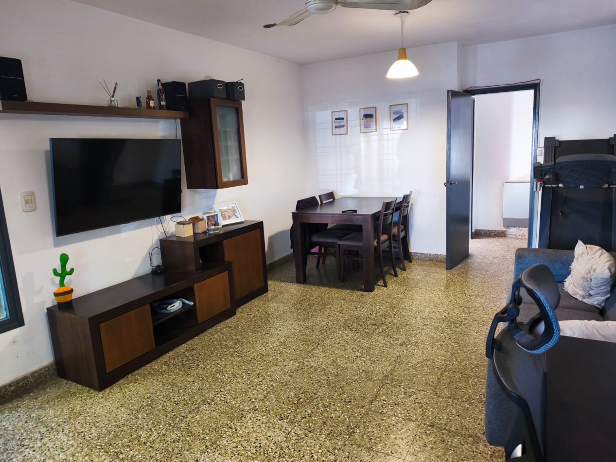 VENDO CASA 2 DORM. B° VILLA MARTA. ESCRITURA
