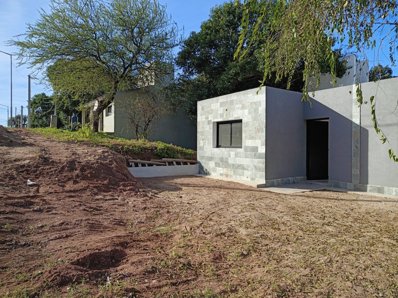 VENDO CASA 2 DORM. B° VILLA CATALINA. ETAPA ECO. A ESTRENAR.