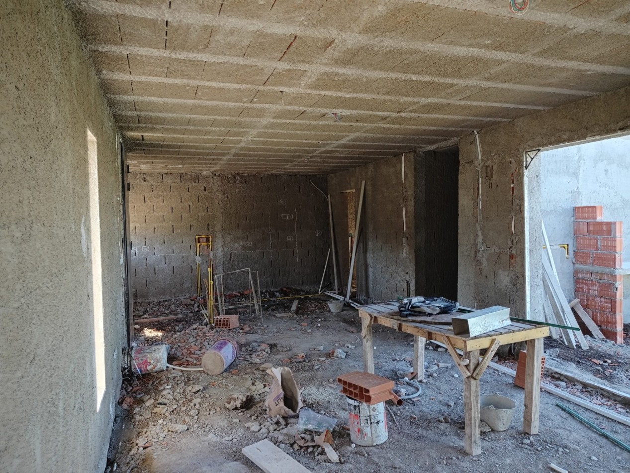 Vendo casa de 3 dormitorios a estrenar en Villa Catalina.