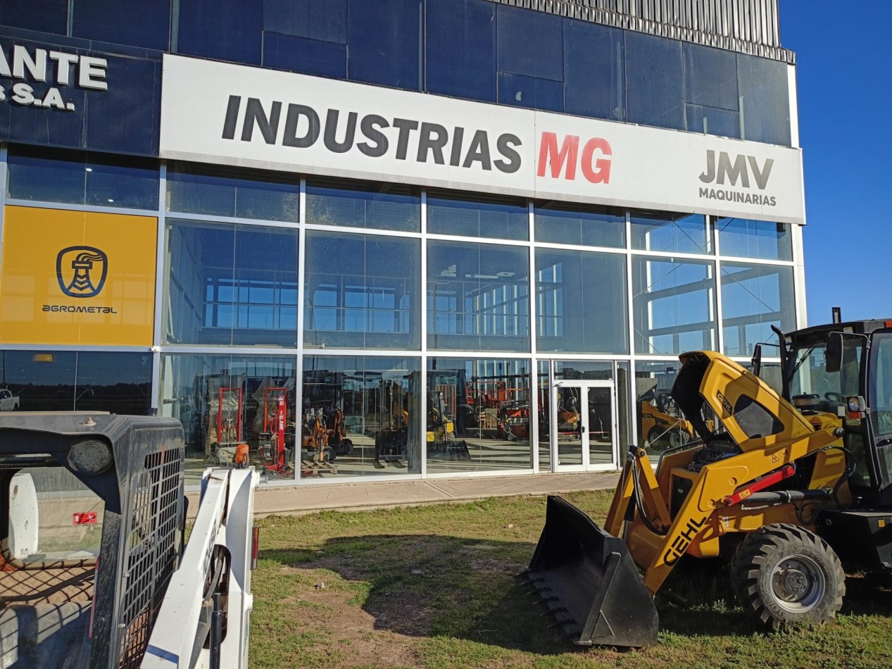ALQUILER - LOCAL 420 M² FRENTE A RUTA 9 | POLO 52