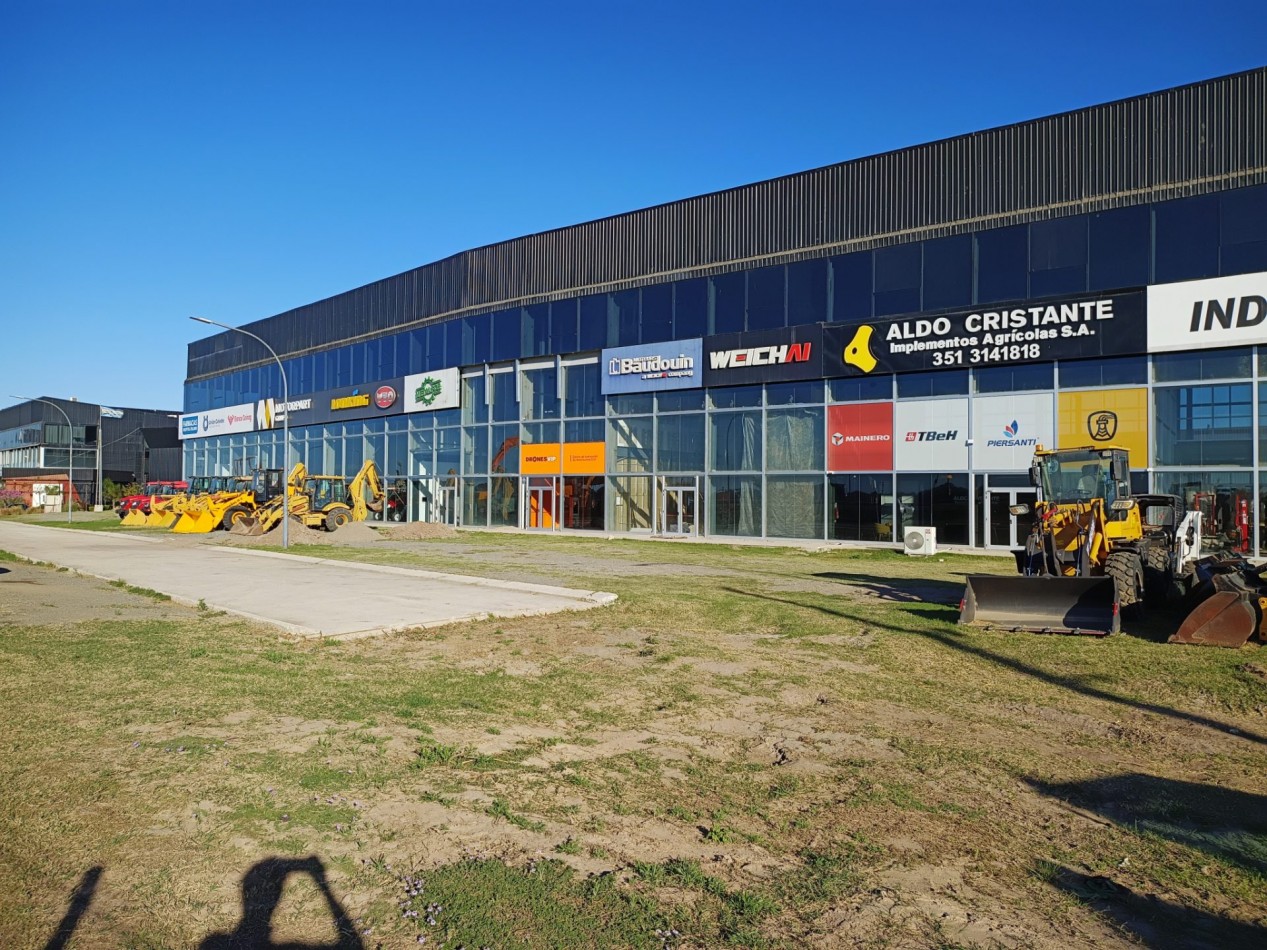 ALQUILER - LOCAL 420 M² FRENTE A RUTA 9 | POLO 52