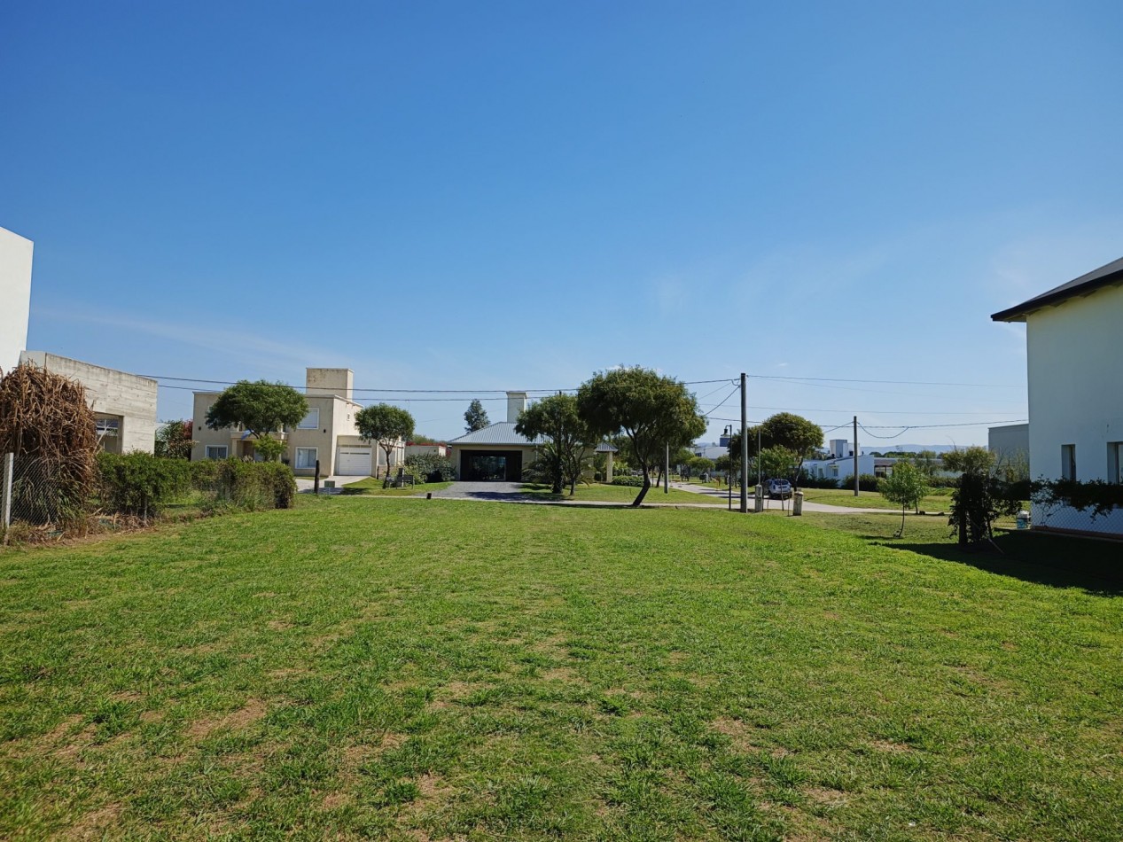 VENDO LOTE 1.380 M2 COUNTRY LAS CORZUELAS. 1° ETAPA