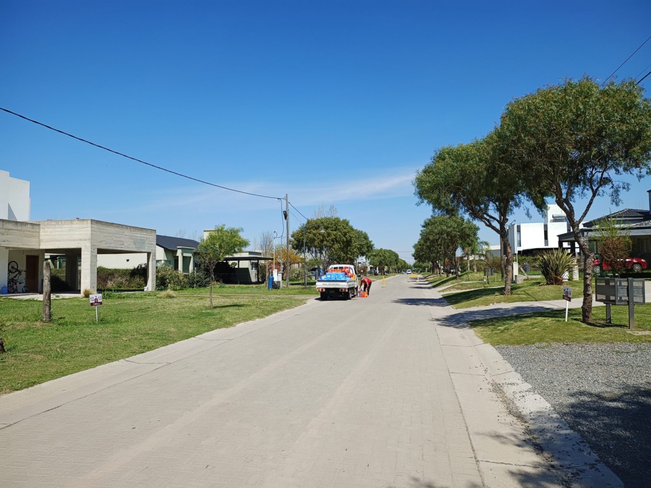 VENDO LOTE 1.380 M2 COUNTRY LAS CORZUELAS. 1° ETAPA