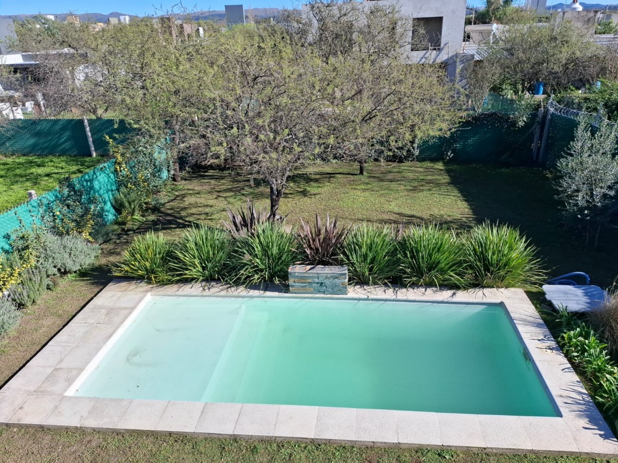 VENDO CASA 2 DORM. VILLA CATALINA PRIMERA ETAPA. ESCRITURA