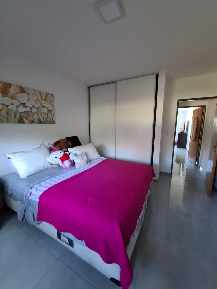 VENDO CASA 2 DORM. VILLA CATALINA PRIMERA ETAPA. ESCRITURA