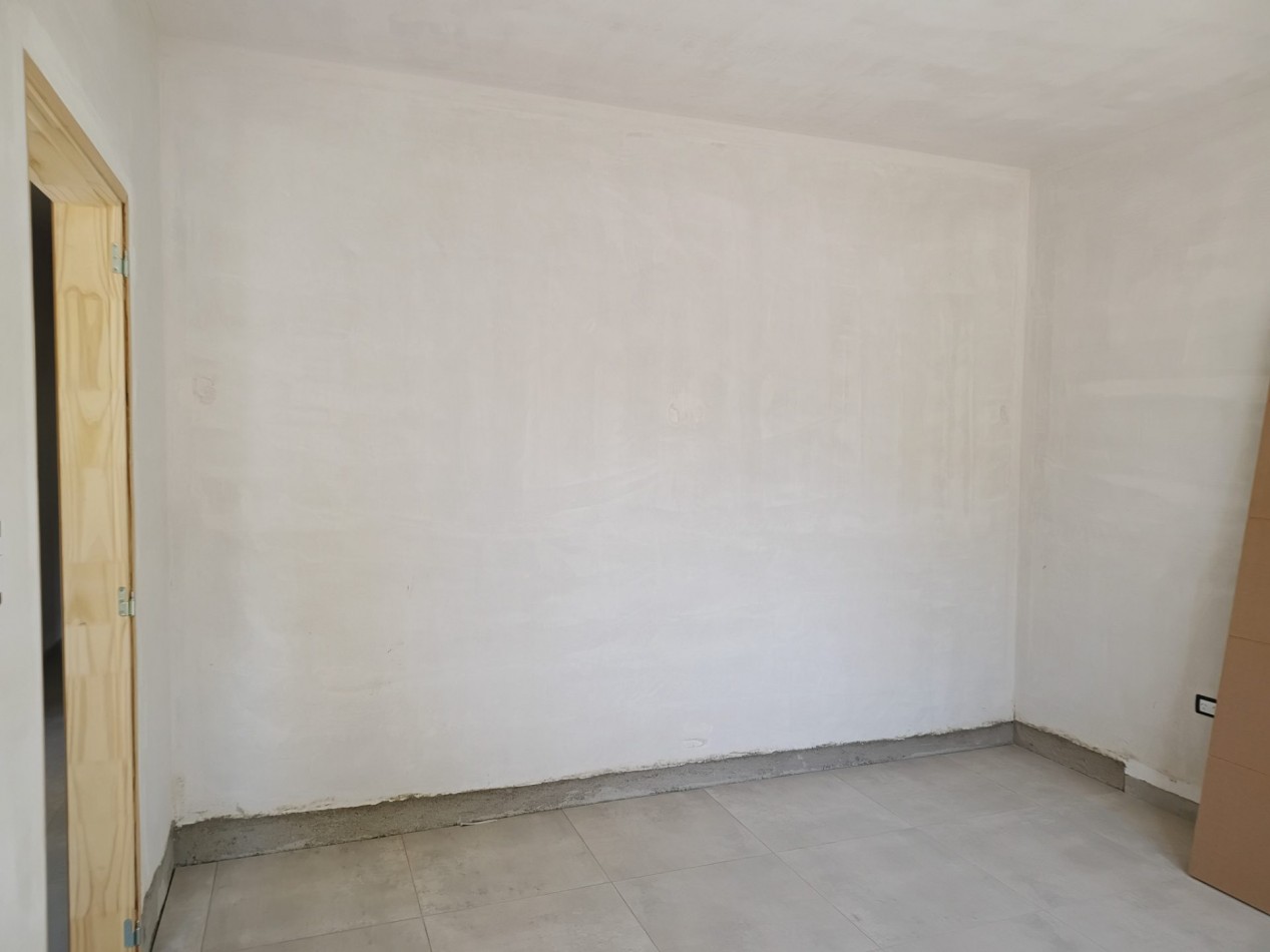 VENDO CASA 3 DORM. A ESTRENAR B° BELA VISTA