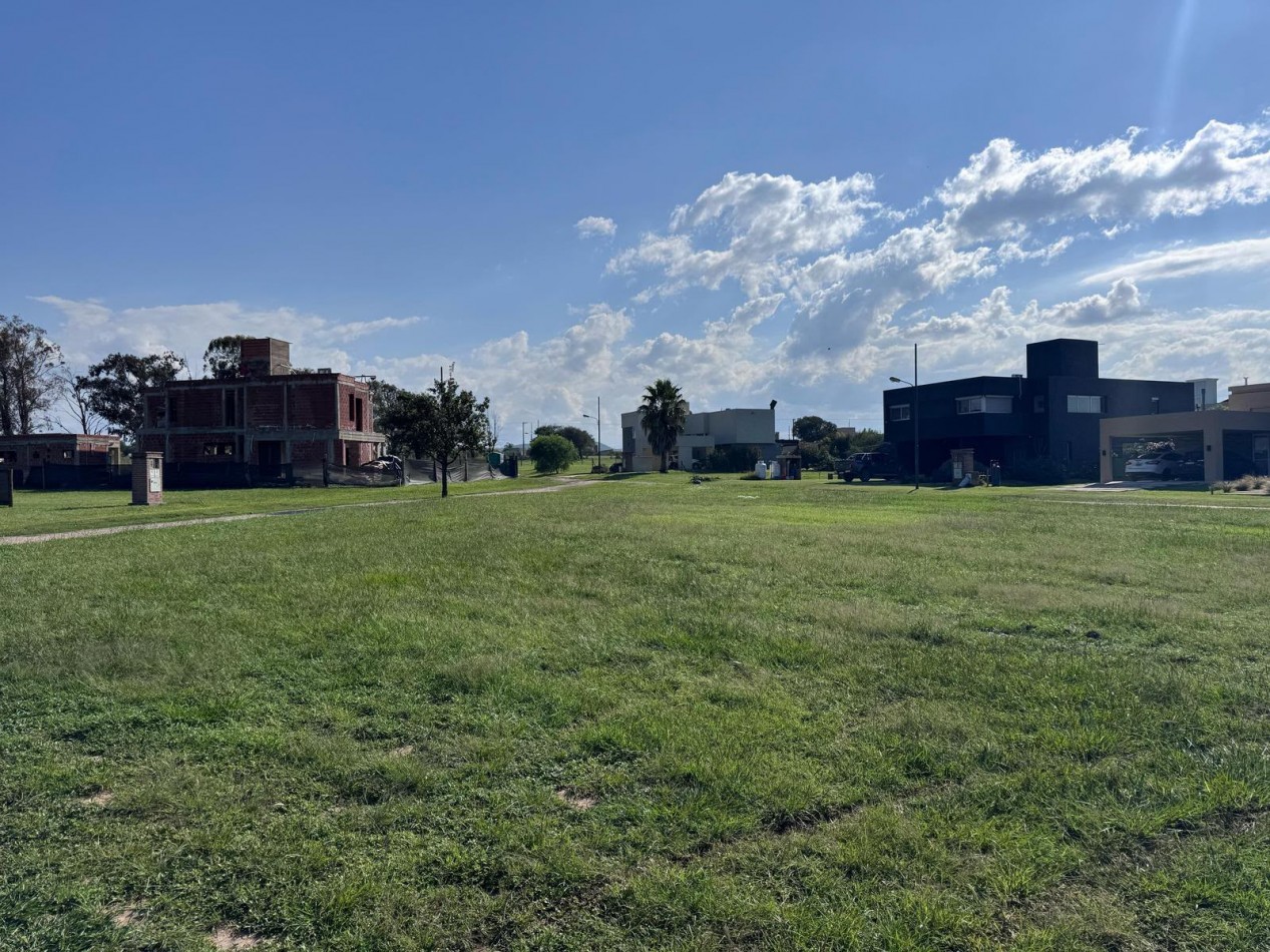 LOTE EN VENTA VALLE DE GOLF- MALGUEÑO. 853 M2. 1° ETAPA. 