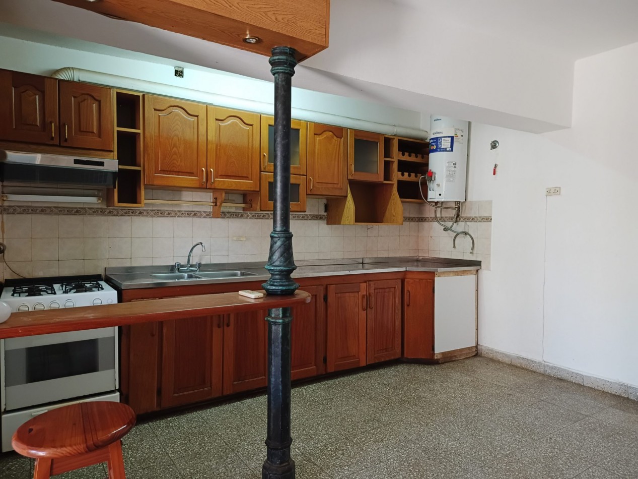 ALQUILER CASA 2 DORM. B° MARQUES DE SOBREMONTE