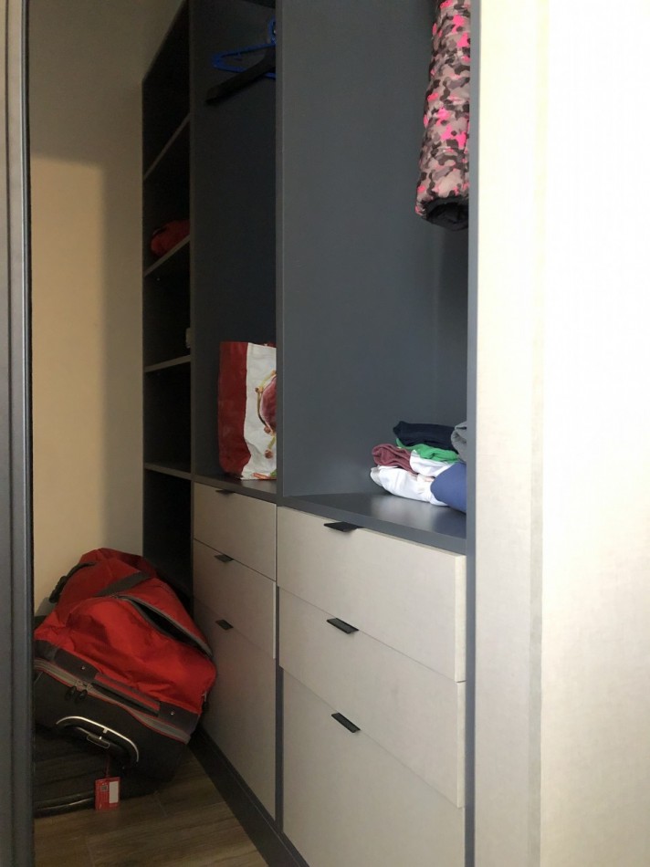 VENDO DUPLEX 3 DORMITORIOS EQUIPADO EN HOUSING VISBY. B° LA SALLE