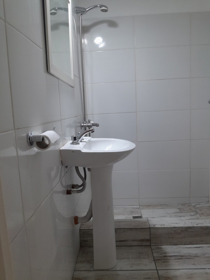 VENDO DEPARTAMENTO 2 DORM. + COCHERA RECICLADO. B° SAN MARTIN