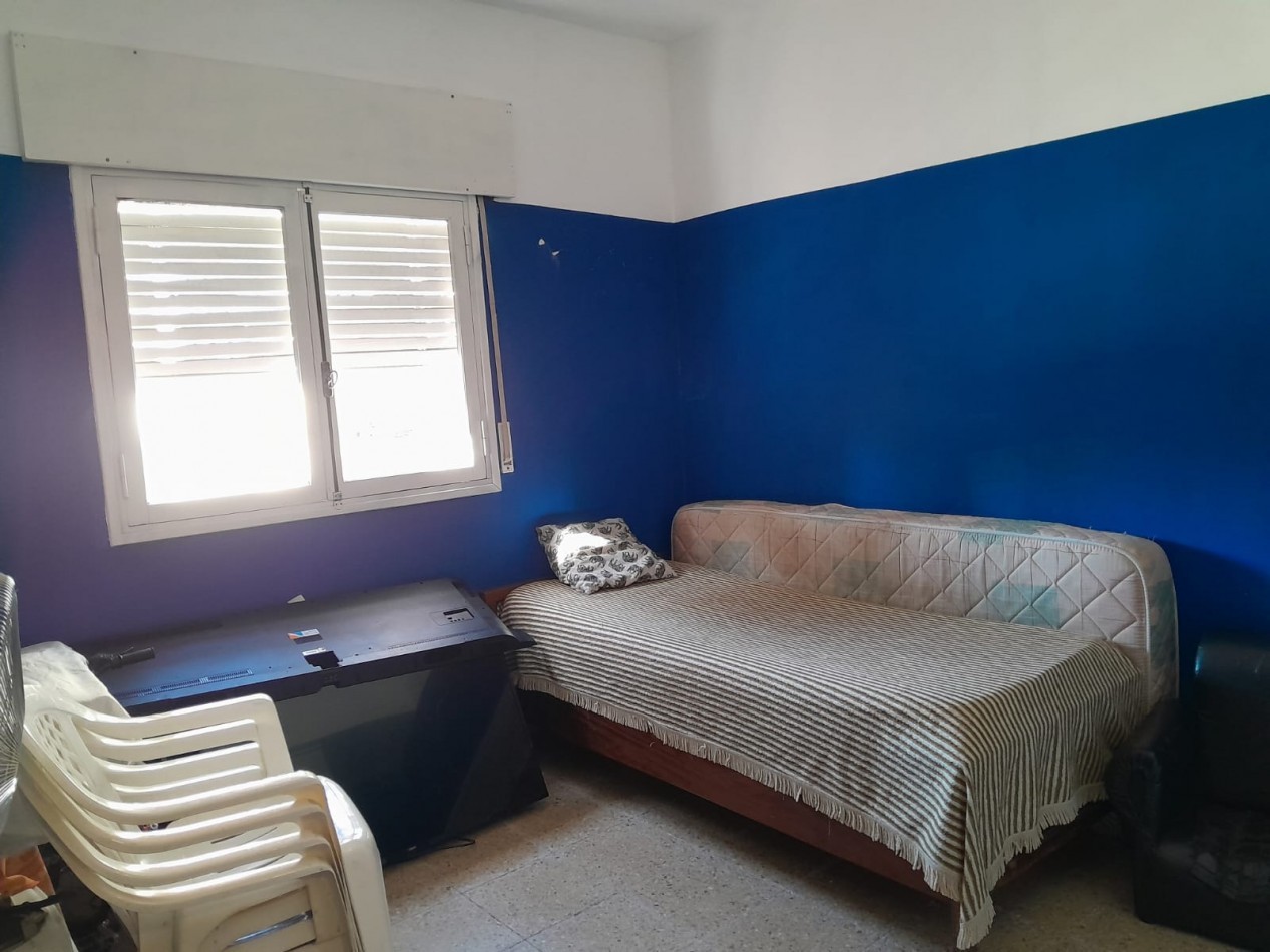 VENDO CASA 3 DORM. B° SARGENTO CABRAL. RECIBO VEHICULOS. APTO CREDITO!!!