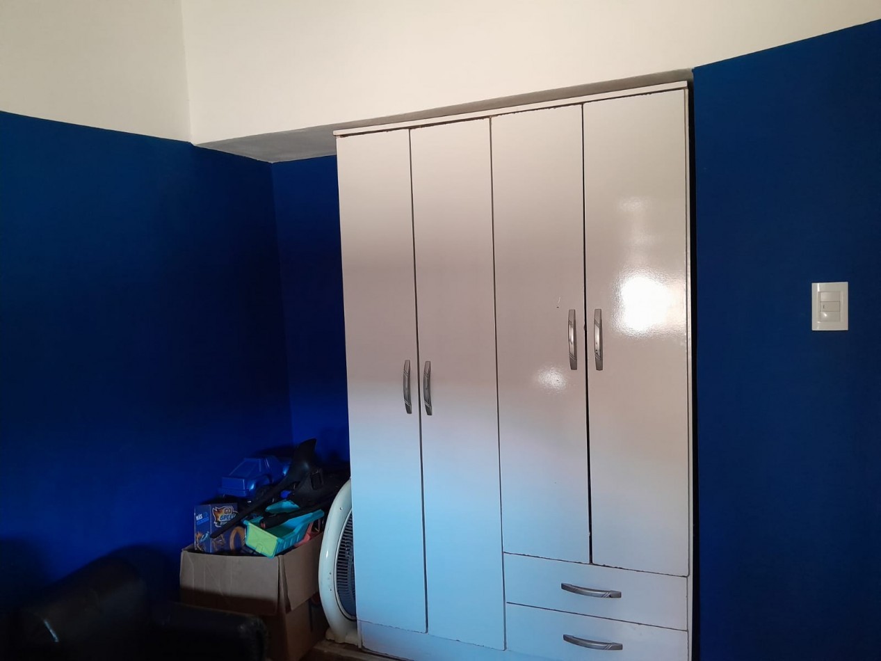 VENDO CASA 3 DORM. B° SARGENTO CABRAL. RECIBO VEHICULOS. APTO CREDITO!!!