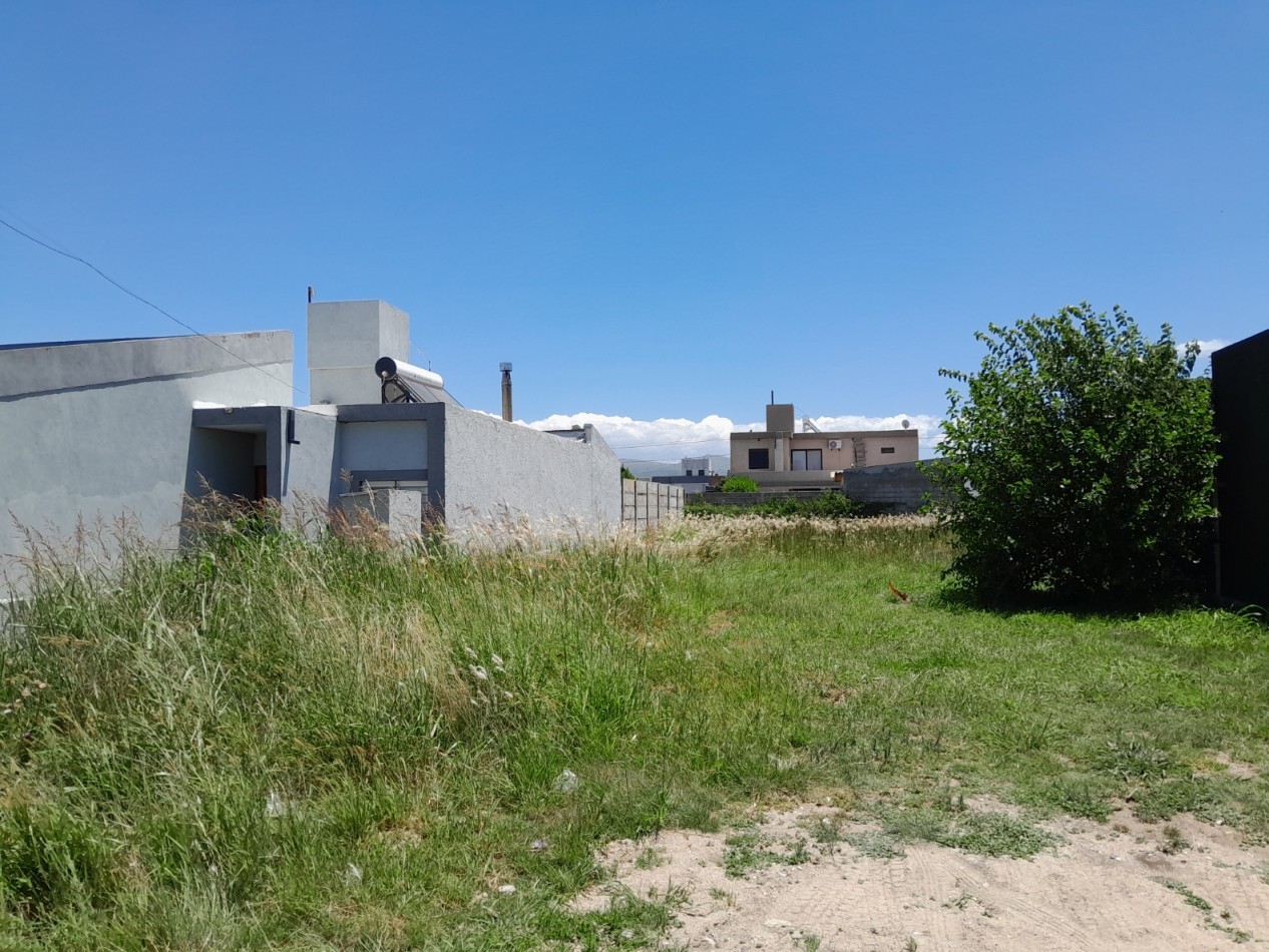 VENDO LOTE 385 M. B° VILLA JUANA, ALTA GRACIA. C/ ESCRITURA.