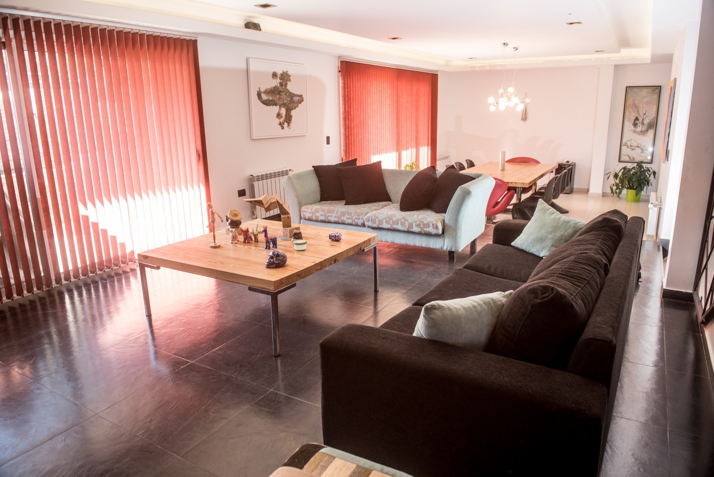 Alquiler Casa de 3 dorm. Semi-Amoblada en Country Tierralta - Barrancas del Sol Este