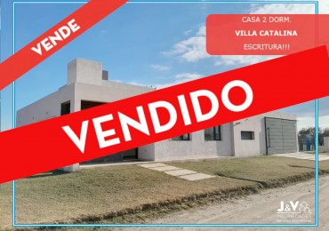 VENDO CASA 2 DORM. VILLA CATALINA. APTO CREDITO!!!